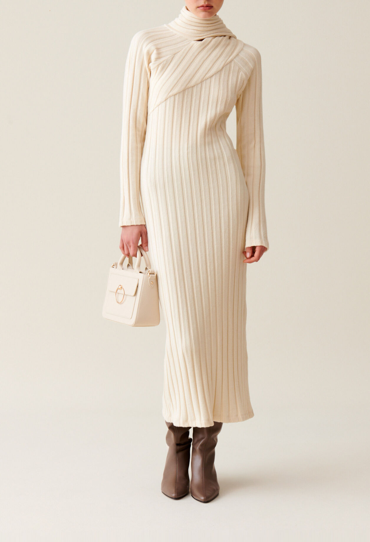 Long knitted dress with tie scarf